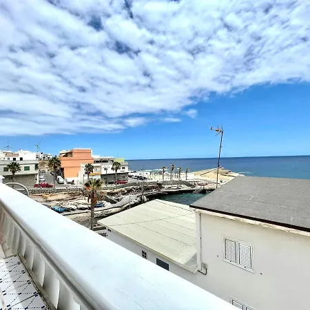 Apartamento Con Wifi, En Primea Linea Y Vistas A La Oceano, La Jaca Lejlighed