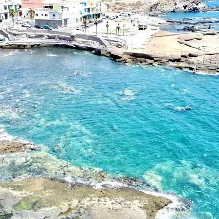 Apartamento Con Wifi, En Primea Linea Y Vistas A La Oceano, La Jaca La Jaca