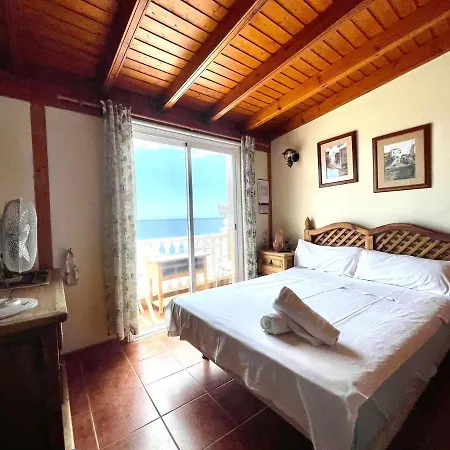 Apartamento Con Wifi, En Primea Linea Y Vistas A La Oceano, La Jaca